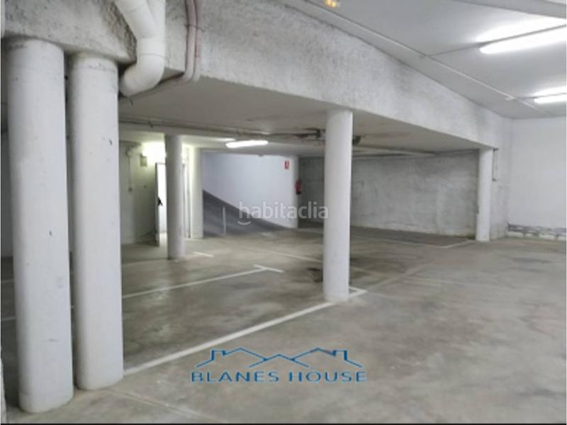 Foto f83467e1-cad1-4d10-b61e-0312586b4a8c. Aparcament cotxe a quirze jorda 4 a Centre Vidreres Foto f83467e1-cad1-4d10-b61e-0312586b4a8c. Aparcament cotxe a quirze jorda 4 a Centre Vidreres
