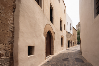 Masia a Dalt Vila-La Marina. Palacio señorial en el corazón de dalt vila Masia a Dalt Vila-La Marina. Palacio señorial en el corazón de dalt vila