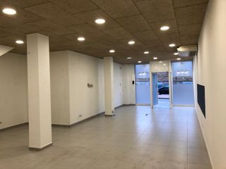 Lloguer Local Comercial Pg. tagamanent. Amplio local!! Lloguer Local Comercial Pg. tagamanent. Amplio local!!