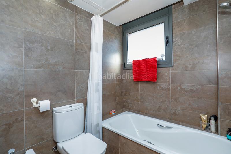 Foto b066e641-1767-4fd2-b42e-a98f6b90bc5b. Casa adossada amb calefacció aparcament a Can bassa Granollers Foto b066e641-1767-4fd2-b42e-a98f6b90bc5b. Casa adossada amb calefacció aparcament a Can bassa Granollers
