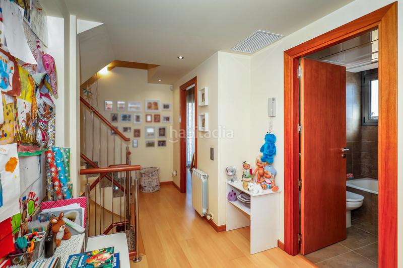 Foto 6819c975-3d77-4f7e-831a-23b71a45bc22. Semi detached house with heating parking in Can bassa Granollers Foto 6819c975-3d77-4f7e-831a-23b71a45bc22. Semi detached house with heating parking in Can bassa Granollers