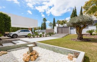 Rent House in Los Flamingos. Excepcional villa contemporánea de 5 dormitorios con vistas pano Rent House in Los Flamingos. Excepcional villa contemporánea de 5 dormitorios con vistas pano