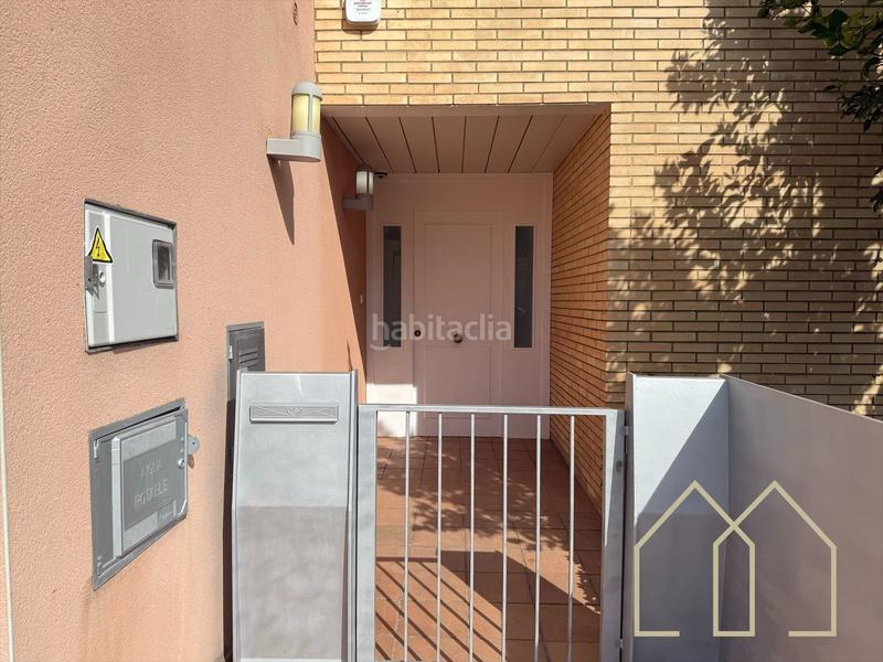 Foto 4dae3d50-d3dd-4fa4-84a0-03c8f9163c38. Casa amb calefacció piscina a Flaçà Foto 4dae3d50-d3dd-4fa4-84a0-03c8f9163c38. Casa amb calefacció piscina a Flaçà