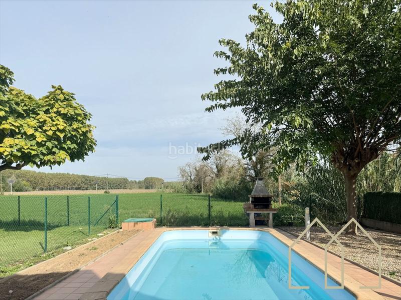 Foto 52409a84-1406-4402-81b6-4bc45c4cb3d7. Casa amb calefacció piscina a Flaçà Foto 52409a84-1406-4402-81b6-4bc45c4cb3d7. Casa amb calefacció piscina a Flaçà