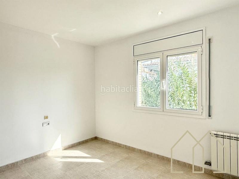 Foto 5b9e6630-a3de-4ee9-a9c1-64c102a9489e. Casa amb calefacció piscina a Flaçà Foto 5b9e6630-a3de-4ee9-a9c1-64c102a9489e. Casa amb calefacció piscina a Flaçà