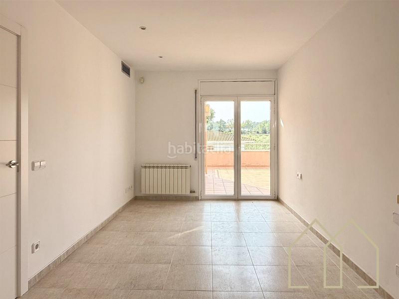Foto 70d8d354-7a6b-41a4-8652-974576fe1302. Casa amb calefacció piscina a Flaçà Foto 70d8d354-7a6b-41a4-8652-974576fe1302. Casa amb calefacció piscina a Flaçà