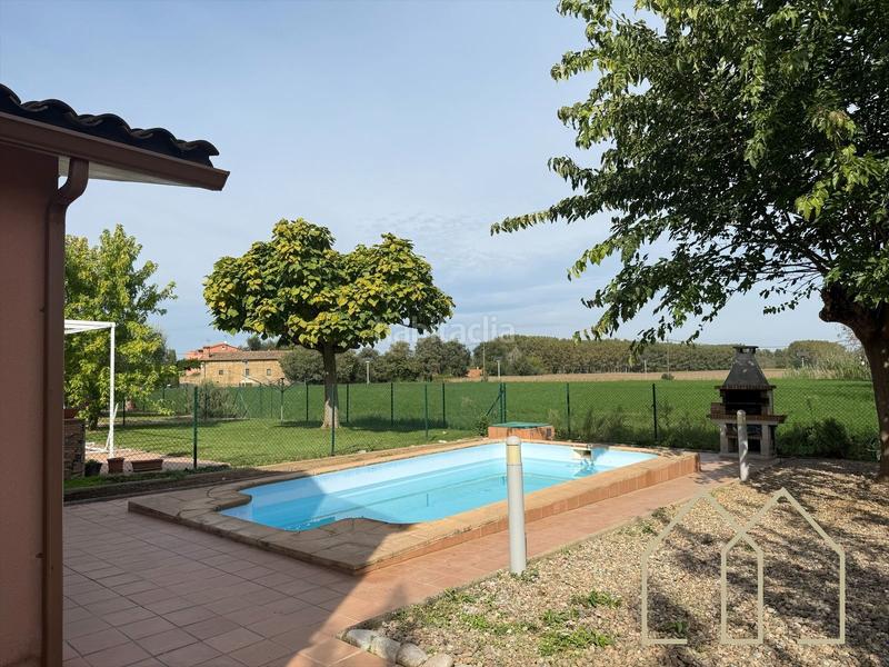 Foto 7257d23d-b5d3-4321-a48a-21e0526cc169. Casa amb calefacció piscina a Flaçà Foto 7257d23d-b5d3-4321-a48a-21e0526cc169. Casa amb calefacció piscina a Flaçà