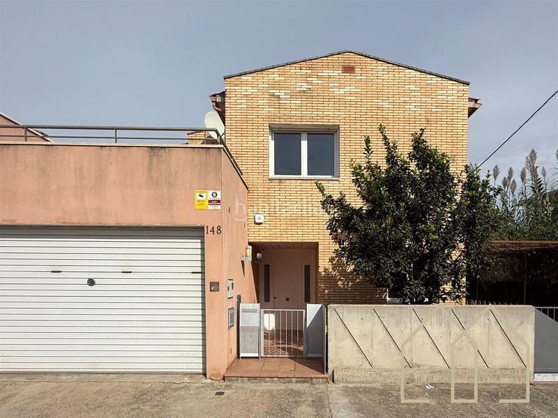 Foto d1e6d492-fec0-498a-a9a8-85477aa7dfbb. Casa amb calefacció piscina a Flaçà Foto d1e6d492-fec0-498a-a9a8-85477aa7dfbb. Casa amb calefacció piscina a Flaçà
