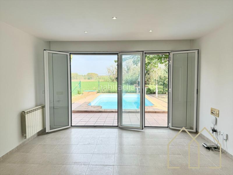 Foto d2986746-fe5c-47a6-860f-40cac2bd33b2. Casa amb calefacció piscina a Flaçà Foto d2986746-fe5c-47a6-860f-40cac2bd33b2. Casa amb calefacció piscina a Flaçà
