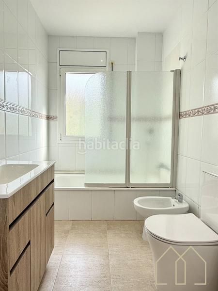 Foto e04c2e0b-8ee0-441d-b814-70ac0c26d44a. Casa amb calefacció piscina a Flaçà Foto e04c2e0b-8ee0-441d-b814-70ac0c26d44a. Casa amb calefacció piscina a Flaçà