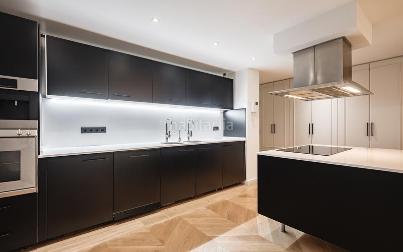 Foto b64d5372-38d0-452e-aab4-becec5e119c7. Planta baixa amb aparcament piscina a La Alquería Benahavís Foto b64d5372-38d0-452e-aab4-becec5e119c7. Planta baixa amb aparcament piscina a La Alquería Benahavís