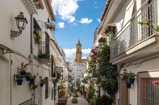 Casa adossada a Centro. Hermosa casa adosada en el corazón de estepona  esto es vivir la Casa adossada a Centro. Hermosa casa adosada en el corazón de estepona  esto es vivir la