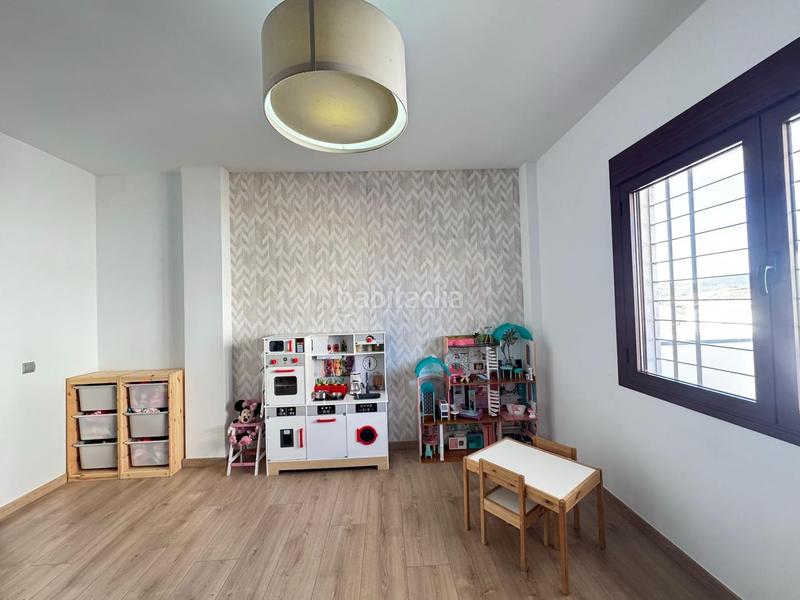 Foto b946b692-5669-4fc6-867c-7d6bdb3cf16b. Chalet en calle rafael alberti 31 chalet independiente , en Colmenar Foto b946b692-5669-4fc6-867c-7d6bdb3cf16b. Chalet en calle rafael alberti 31 chalet independiente , en Colmenar