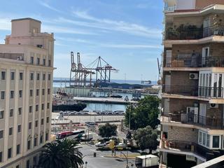 Flat  Calle alameda de colón. Piso en el centro con vistas Flat  Calle alameda de colón. Piso en el centro con vistas