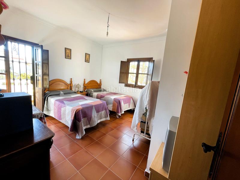 Foto 40d56180-c159-4297-927a-cdc7e4a353d3. Xalet amb xemeneia calefacció aparcament piscina a Alhaurín de la Torre Foto 40d56180-c159-4297-927a-cdc7e4a353d3. Xalet amb xemeneia calefacció aparcament piscina a Alhaurín de la Torre