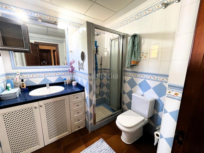 Foto 42e773fc-e645-49ec-bb11-6f7c18b82739. Xalet amb xemeneia calefacció aparcament piscina a Alhaurín de la Torre Foto 42e773fc-e645-49ec-bb11-6f7c18b82739. Xalet amb xemeneia calefacció aparcament piscina a Alhaurín de la Torre