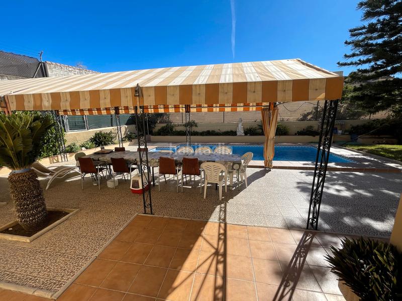 Foto 513037e3-3edb-4863-b40f-d05e0915654e. Xalet amb xemeneia calefacció aparcament piscina a Alhaurín de la Torre Foto 513037e3-3edb-4863-b40f-d05e0915654e. Xalet amb xemeneia calefacció aparcament piscina a Alhaurín de la Torre