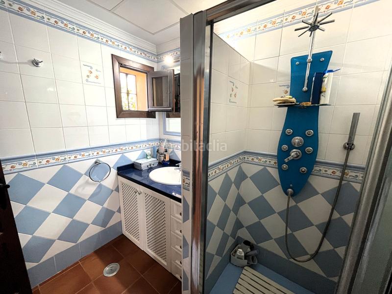 Foto 9a4abb2e-7118-4d8f-ba42-6c9f02c18ace. Xalet amb xemeneia calefacció aparcament piscina a Alhaurín de la Torre Foto 9a4abb2e-7118-4d8f-ba42-6c9f02c18ace. Xalet amb xemeneia calefacció aparcament piscina a Alhaurín de la Torre