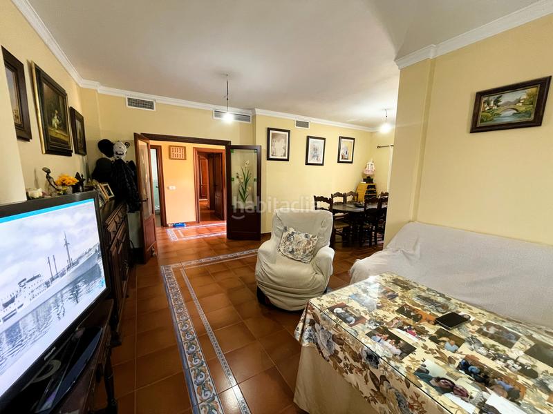 Foto d7a439fd-bb56-4b3b-a7f3-dbd69f0a99ff. Xalet amb xemeneia calefacció aparcament piscina a Alhaurín de la Torre Foto d7a439fd-bb56-4b3b-a7f3-dbd69f0a99ff. Xalet amb xemeneia calefacció aparcament piscina a Alhaurín de la Torre