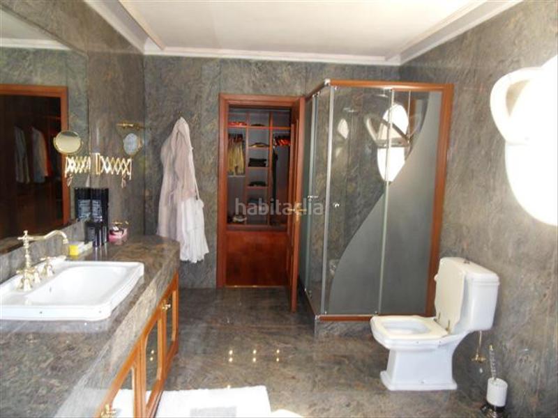 Foto d429af51-0b6f-4405-b7e5-6074663085fd. Chalet con parcheggio piscina in La Quinta Benahavís Foto d429af51-0b6f-4405-b7e5-6074663085fd. Chalet con parcheggio piscina in La Quinta Benahavís