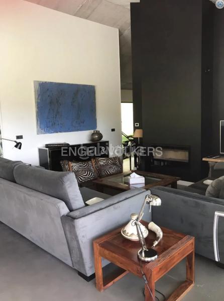 Foto 6ff9b9cb-c002-4fc6-aaee-b6d729335bd8. Casa exclusiva vivienda unifamiliar en Udías Foto 6ff9b9cb-c002-4fc6-aaee-b6d729335bd8. Casa exclusiva vivienda unifamiliar en Udías