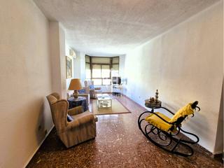 Appartement  Ángeles. Amplio piso con ascensor y plaza de parking en la avenida princi Appartement  Ángeles. Amplio piso con ascensor y plaza de parking en la avenida princi