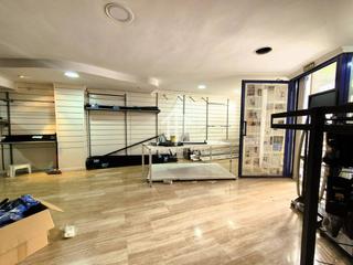 Local commercial à Duque de valencia 19. Venta de local comercial en loja Local commercial à Duque de valencia 19. Venta de local comercial en loja