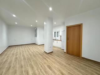 Miete Studiowohnung in Centro. Alquiler de local acondicionado como estudio en pleno centro de Miete Studiowohnung in Centro. Alquiler de local acondicionado como estudio en pleno centro de