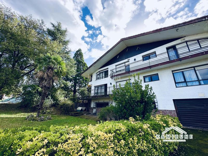 Foto d029a5dd-23bf-437e-93c5-3b6f809d641b. Casa amb aparcament a Lezama Foto d029a5dd-23bf-437e-93c5-3b6f809d641b. Casa amb aparcament a Lezama