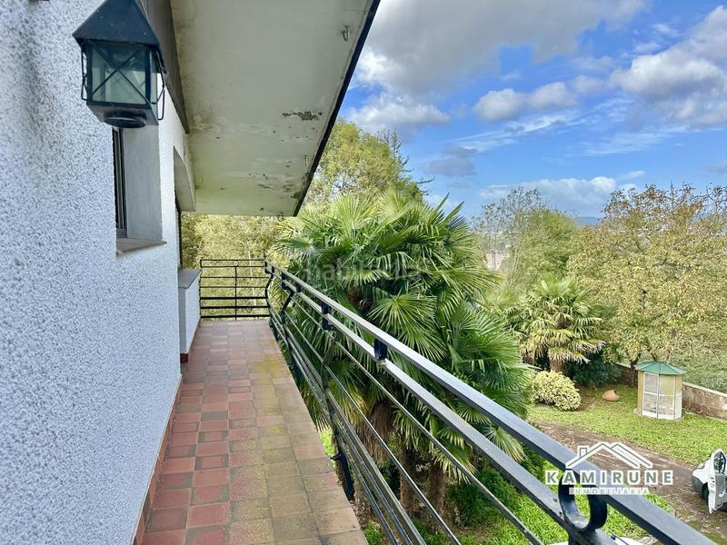 Foto ea6fdcb5-3c2d-43c5-9c1f-33178e1e74f8. Casa amb aparcament a Lezama Foto ea6fdcb5-3c2d-43c5-9c1f-33178e1e74f8. Casa amb aparcament a Lezama