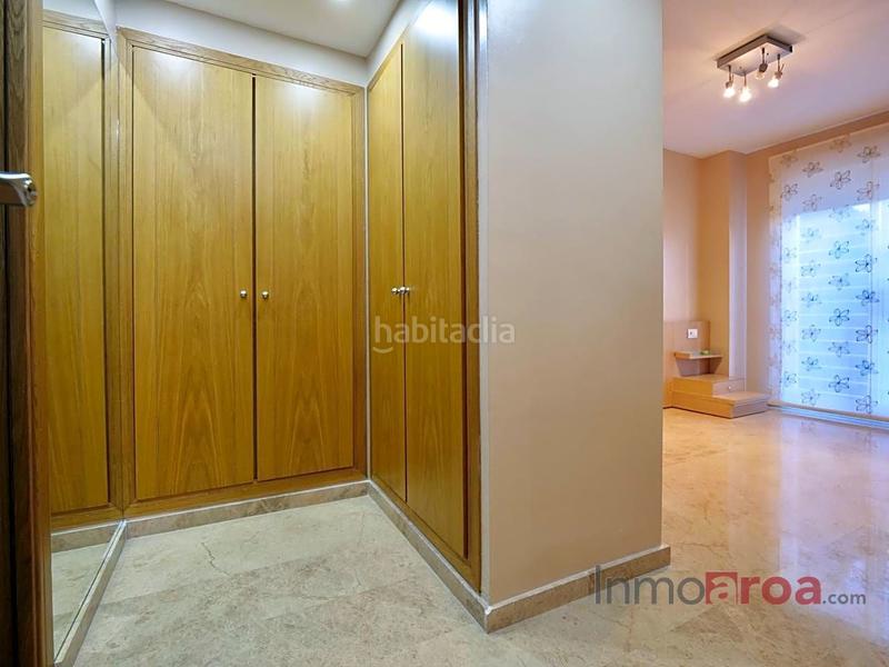 Foto 0dda35c5-63bc-4aa9-b90c-f8e48f0c63f7. Affitto piano terra con riscaldamento parcheggio piscina in Paterna Foto 0dda35c5-63bc-4aa9-b90c-f8e48f0c63f7. Affitto piano terra con riscaldamento parcheggio piscina in Paterna