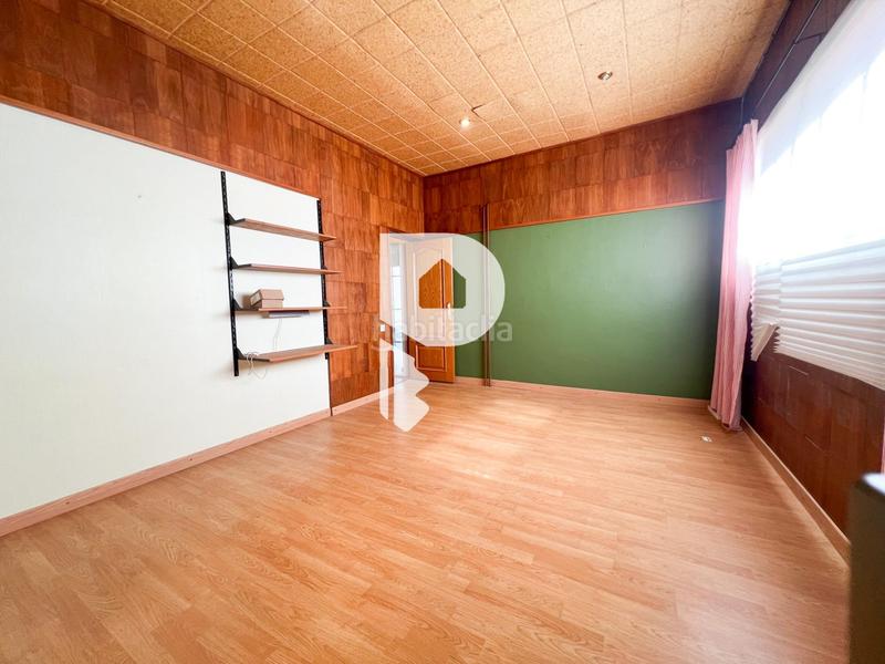 Foto ce6f52cc-a9ef-4df7-a17a-a1c10ae0a5b8. Casa amb calefacció aparcament piscina a Vallirana Foto ce6f52cc-a9ef-4df7-a17a-a1c10ae0a5b8. Casa amb calefacció aparcament piscina a Vallirana