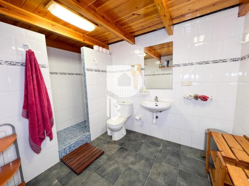 Foto e569e6ae-b9c0-4c72-abde-6fa20a6fab7e. Casa amb calefacció aparcament piscina a Vallirana Foto e569e6ae-b9c0-4c72-abde-6fa20a6fab7e. Casa amb calefacció aparcament piscina a Vallirana