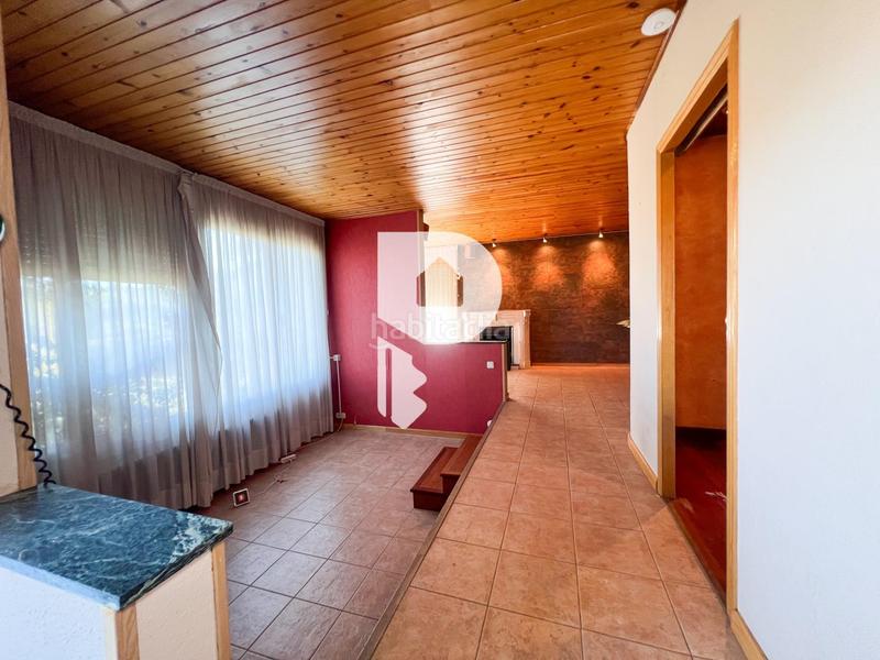 Foto fb239445-a887-403f-8b00-6ae9fc56b542. Casa amb calefacció aparcament piscina a Vallirana Foto fb239445-a887-403f-8b00-6ae9fc56b542. Casa amb calefacció aparcament piscina a Vallirana
