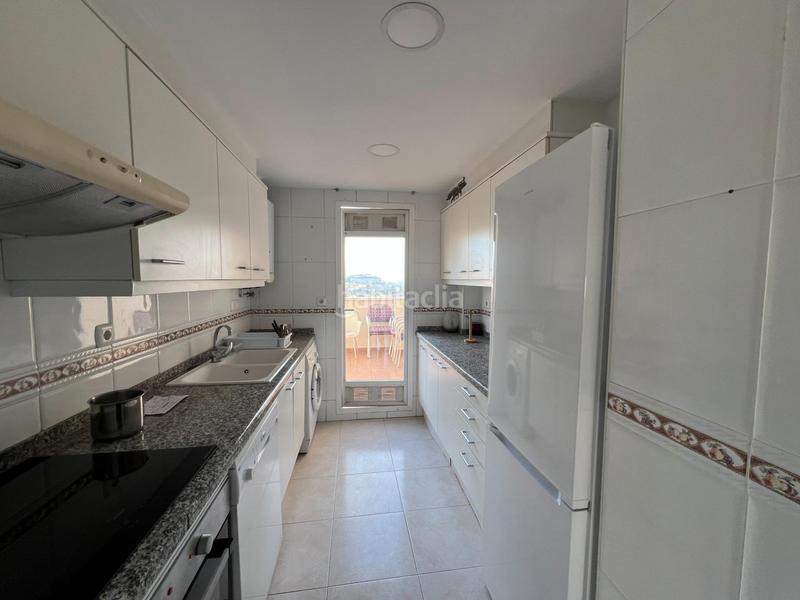 Foto 072948d5-797c-4dd5-80c6-ceb614ca99cf. Rent penthouse with parking pool in Valterna Paterna Foto 072948d5-797c-4dd5-80c6-ceb614ca99cf. Rent penthouse with parking pool in Valterna Paterna