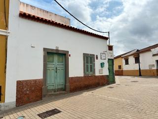 Casa adossada  Calle el sol Casa adossada  Calle el sol