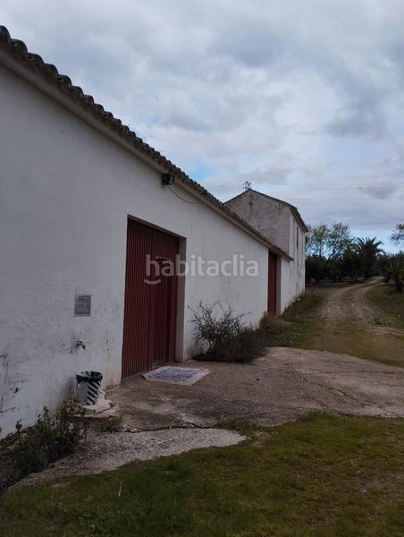 Foto 208e6f89-6e8c-4a5a-b21b-c9cbd4cb3868. Masia amb aparcament piscina a Montilla Foto 208e6f89-6e8c-4a5a-b21b-c9cbd4cb3868. Masia amb aparcament piscina a Montilla