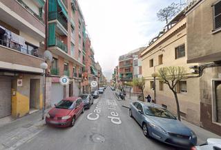 Piso  Calderon de la barca. Se vende piso okupado en badalona barcelona Piso  Calderon de la barca. Se vende piso okupado en badalona barcelona