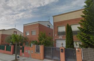 Casa  Catalunya. Se vende casa okupada en granada la barcelona Casa  Catalunya. Se vende casa okupada en granada la barcelona