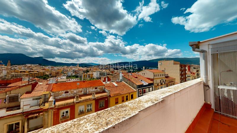 Foto a8e7cb6b-d131-4aa9-81e2-64e6253939e9. Attico con camino in Eixample Alcoi Foto a8e7cb6b-d131-4aa9-81e2-64e6253939e9. Attico con camino in Eixample Alcoi