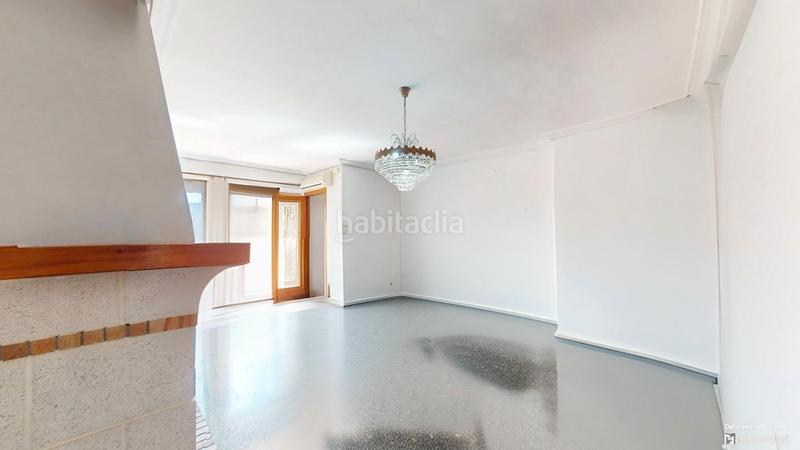 Foto ec15bd2f-61cb-401b-8828-7ac12bd9db16. Attico con camino in Eixample Alcoi Foto ec15bd2f-61cb-401b-8828-7ac12bd9db16. Attico con camino in Eixample Alcoi