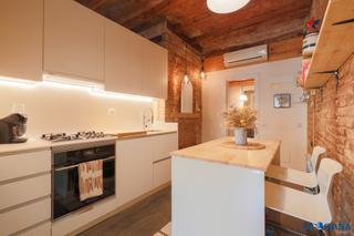 Etagenwohnung in Sants. Piso calle jocs florals, barcelona Etagenwohnung in Sants. Piso calle jocs florals, barcelona