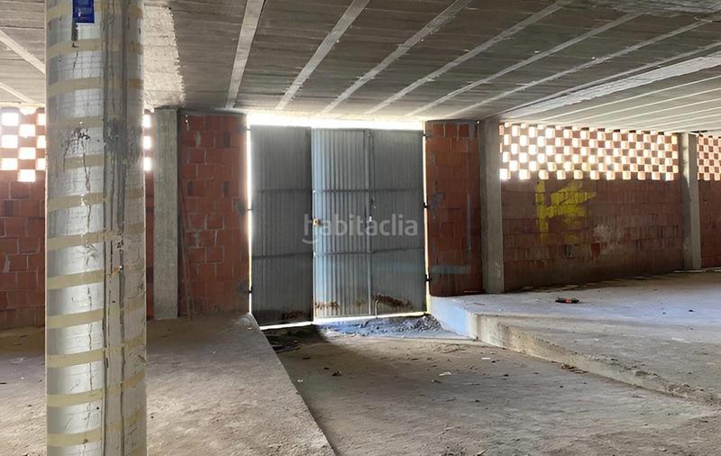 Foto a6f83551-41a3-4fc5-ac21-56c394c4db48. Bureau dans Cee Foto a6f83551-41a3-4fc5-ac21-56c394c4db48. Bureau dans Cee
