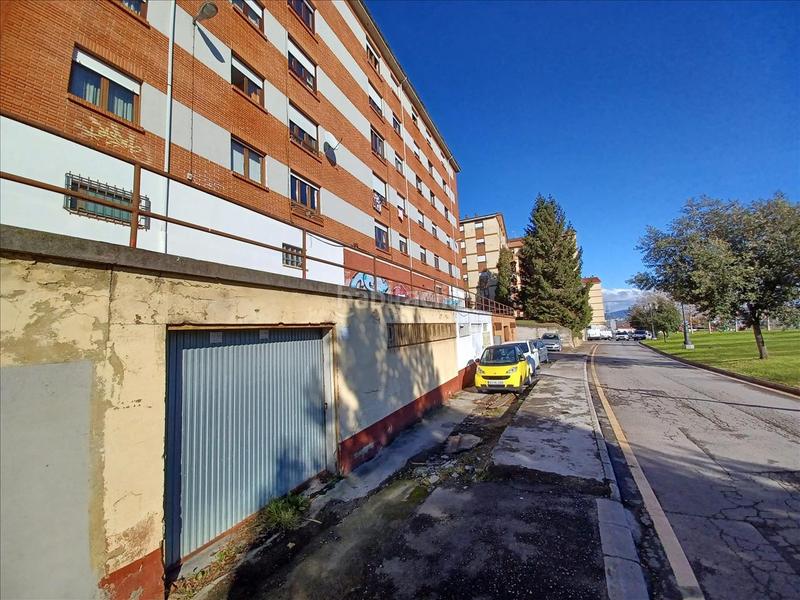 Foto a6dbd34d-dd3b-460b-ac90-a8e207076f20. Local comercial en Huca - La Cadellada Oviedo Foto a6dbd34d-dd3b-460b-ac90-a8e207076f20. Local comercial en Huca - La Cadellada Oviedo