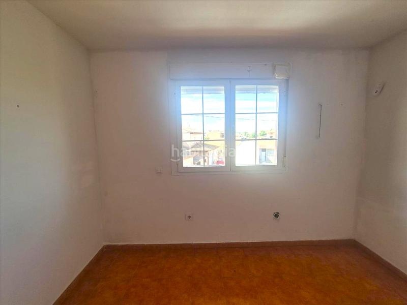 Foto c8b2227a-65ba-41f0-9eb5-989bbccb7840. Casa adossada amb aparcament a Hormigos Foto c8b2227a-65ba-41f0-9eb5-989bbccb7840. Casa adossada amb aparcament a Hormigos