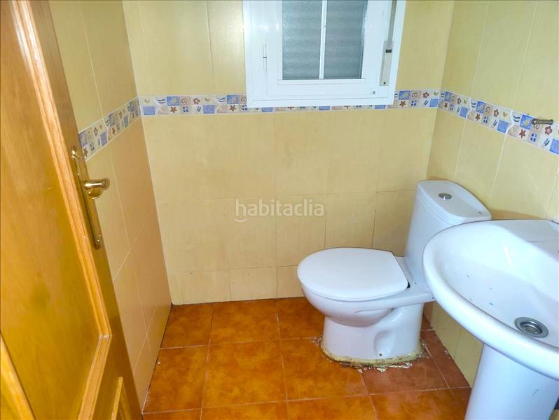 Foto dd2faca9-2b19-4f00-a197-8f8999408074. Casa adossada amb aparcament a Hormigos Foto dd2faca9-2b19-4f00-a197-8f8999408074. Casa adossada amb aparcament a Hormigos