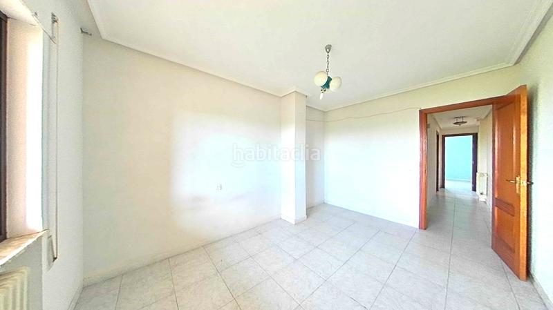 Foto b5c4246a-e264-4917-9a1c-3fe989a61d61. Flat with parking in Fuente de San Esteban (La) Foto b5c4246a-e264-4917-9a1c-3fe989a61d61. Flat with parking in Fuente de San Esteban (La)