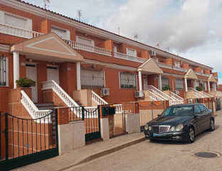 Maison jumelée Gañanes Maison jumelée Gañanes