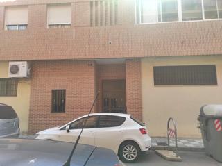 Flat  Luis vives Flat  Luis vives