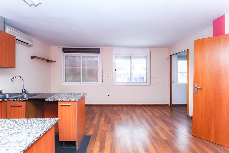 Foto 94d4accf-7a3e-4c7d-af3d-0d81fa39dc5d. Pis a Ca n'Anglada Terrassa Foto 94d4accf-7a3e-4c7d-af3d-0d81fa39dc5d. Pis a Ca n'Anglada Terrassa